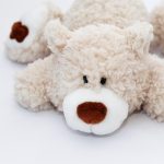 entdecken sie unsere bezaubernden, weichen plüschtiere, die für kuschelzeit und spielspaß sorgen. perfekte geschenke für kinder und tierliebhaber!
