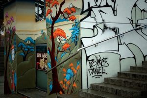 entdecken sie einzigartige wandkunst, die ihre wände zum leben erweckt. von modernen drucken bis hin zu klassischen meisterwerken - gestalten sie ihr zuhause mit inspirierender dekoration.