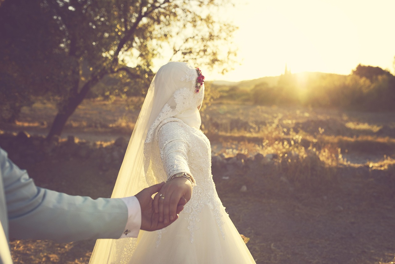 erstellen sie eine ansprechende meta-beschreibung auf deutsch für den titel: 'titles'.